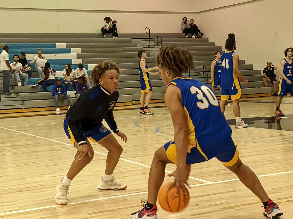 SoFlaScribe's tweet image. Martin County about to pursue a berth in the state semifinals. #tcpreps #tcpalm