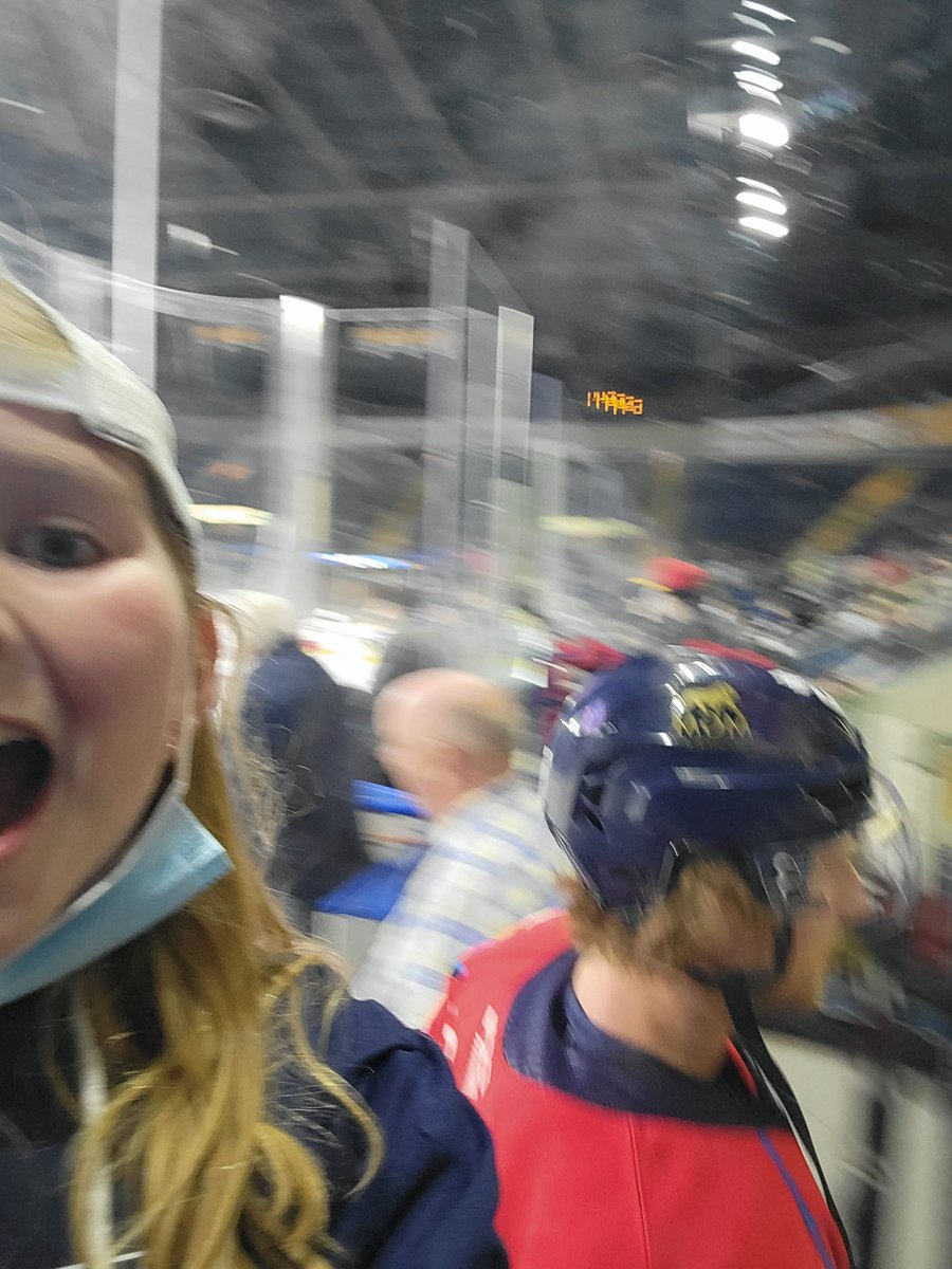 JohnGorczyca1's tweet image. @HVACBerkshire 
@ThunderbirdsAHL 
#TOCOOL
SEC 11 ROW M SEAT 12
