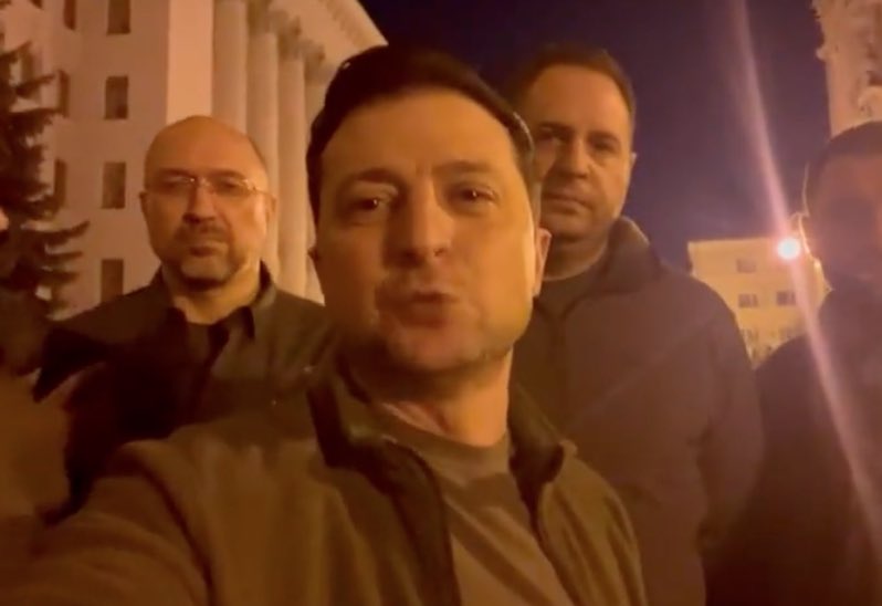 RiotStyle's tweet photo. When the whole squad stays out past curfew 🇺🇦 #Ukraine #SquadGoals https://t.co/sxJHyadrnw