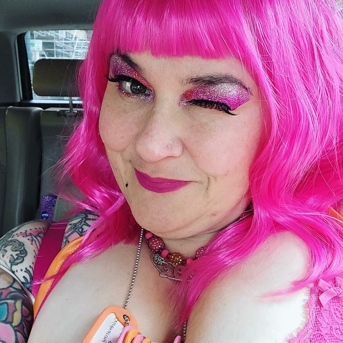 DebQueenBUrsin's tweet photo. See me Sunday with the fabulous Pussyfooters in the Krewe of Thoth. It's Carnival time! 💜💚💛 https://t.co/UhuQHzZFR0