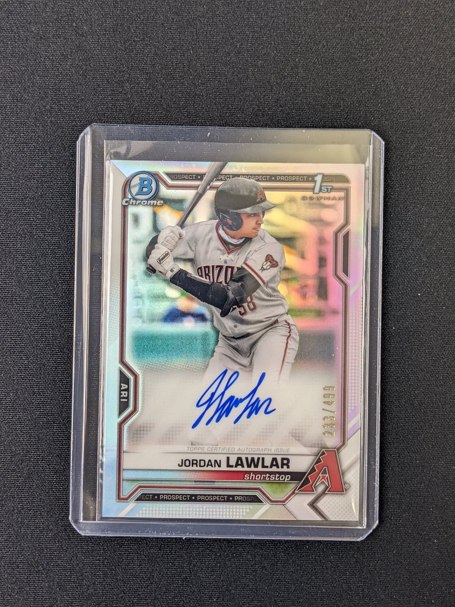 card_kt's tweet photo. HUGE HITS TONIGHT OVER AT @LuckyDragon2408 !!! Congrats to @ArumsCards for the Mayer! Congrats to @JoePadalino and @PadresHobbyGuy for the Lawlars! https://t.co/eegSVfGBMZ