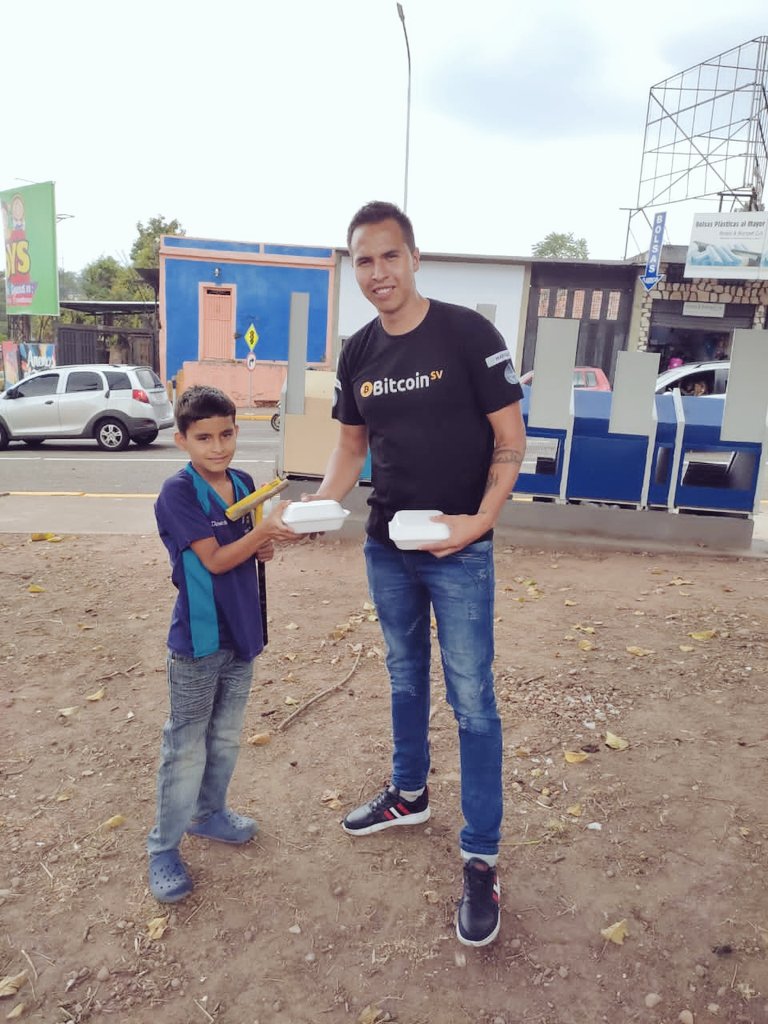 CharityBSV's tweet photo. While strong countries destroy small countries and also destroy families,murder children🙏

Together with #BitcoinSv we continue to donate food to people in need who do not have economic resources❤️

War is never the solution🇺🇦

Donation $readsv 

Sponsor @handcashapp @iamZatoshi https://t.co/VD8GxPR6sV