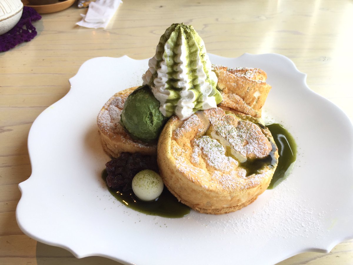 KOFUNE08CAFE's tweet photo. ◆The Kitchen◆
*ペペロンチーノ ¥1,180
*エスプレッソコンパナ ¥380
姉と一緒に、久々にご飯とデザート食べに出かけました╰(*´︶`*)╯♡
パンケーキが食べたくて🥞
#The_Kitchen #出雲カフェレストラン https://t.co/pHWHwpc6Bk