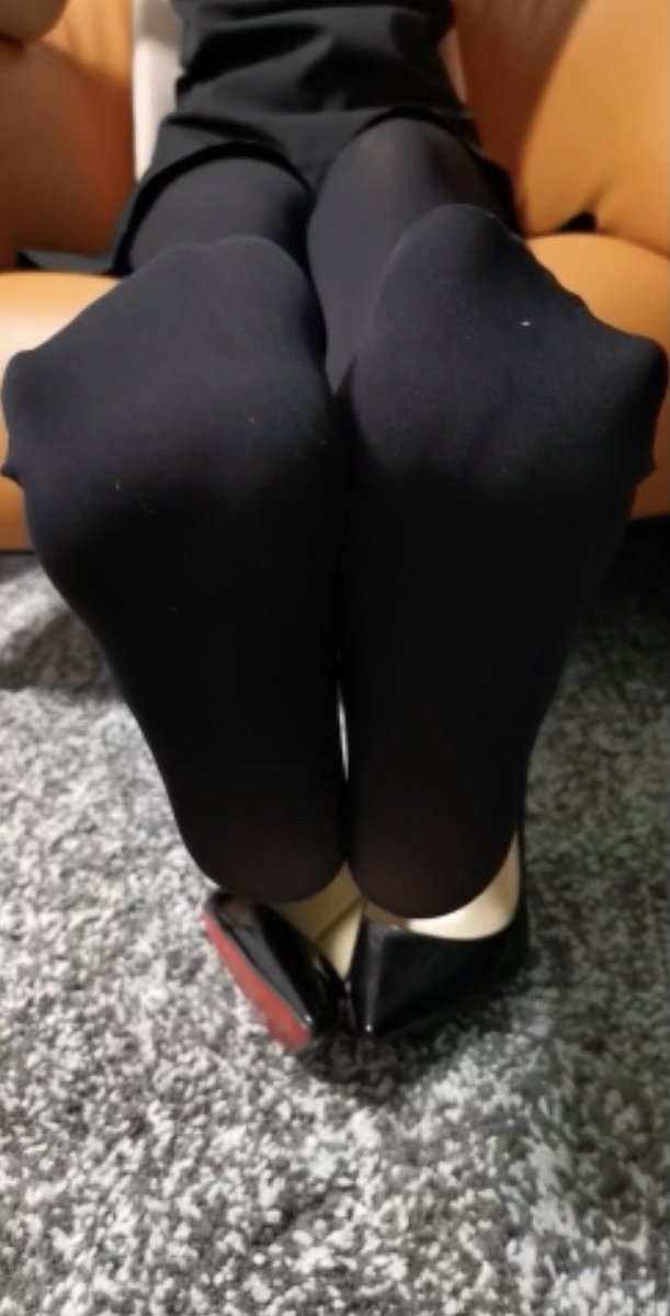 boour8's tweet photo. 黑厚的诱惑 https://t.co/zXwz9fQpss