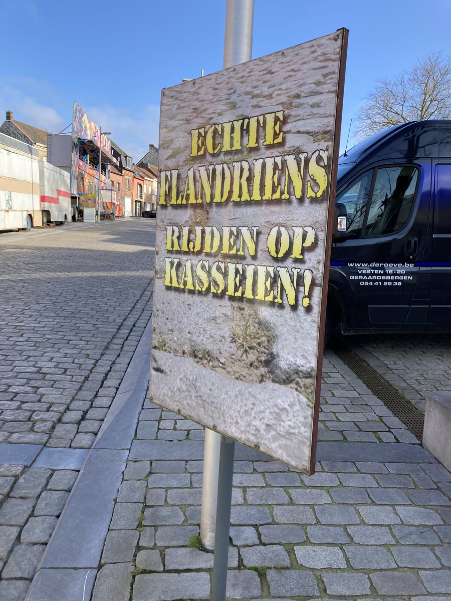 simeonkichukov's tweet image. Happy Omloop day!

It&apos;s a race day, first Classic of the season. @OmloopHNB 
#OHN22 
#CobbledClassics