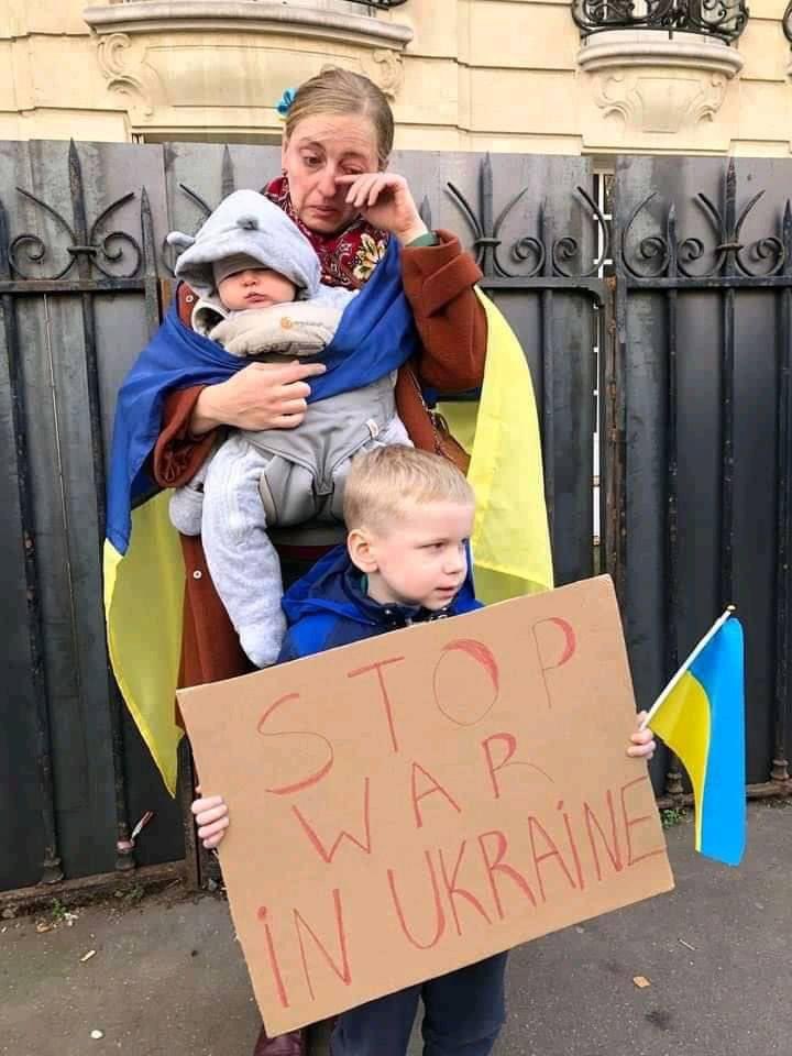iampacharee's tweet photo. Stop the war because Karma is a bitch!🚫🚫🚫
#PrayForUkraine #SaveUkraine #StopTheWar #Ukraine #peacefortheworld https://t.co/Akq4eS313s
