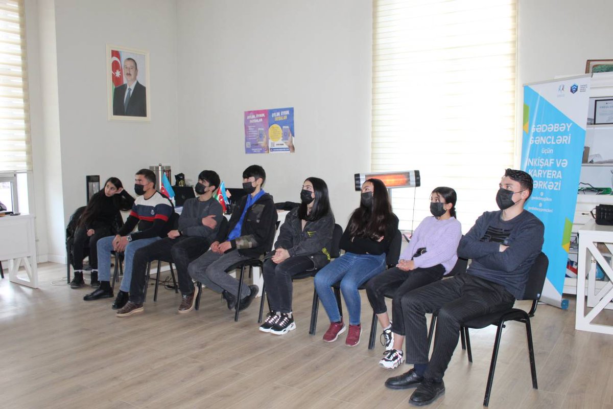 Xocalı soyqırımının 30-cu ildönümü ilə əlaqədar Gənclərin İnkişaf və Karyera Mərkəzinin 55 şəhər və rayondakı nümayəndəliklərində @Ireli_PU tərəfindən çəkilən “Böyüməyən uşaqlar” filminin təqdimatı həyata keçirilib.

#BöyüməyənUşaqlar #JusticeForKhojaly #GİKM #ireli2022