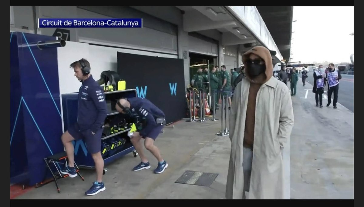 Lewis Hamilton with the Jedi Knight fit. https://t.co/SL04fy1Udz