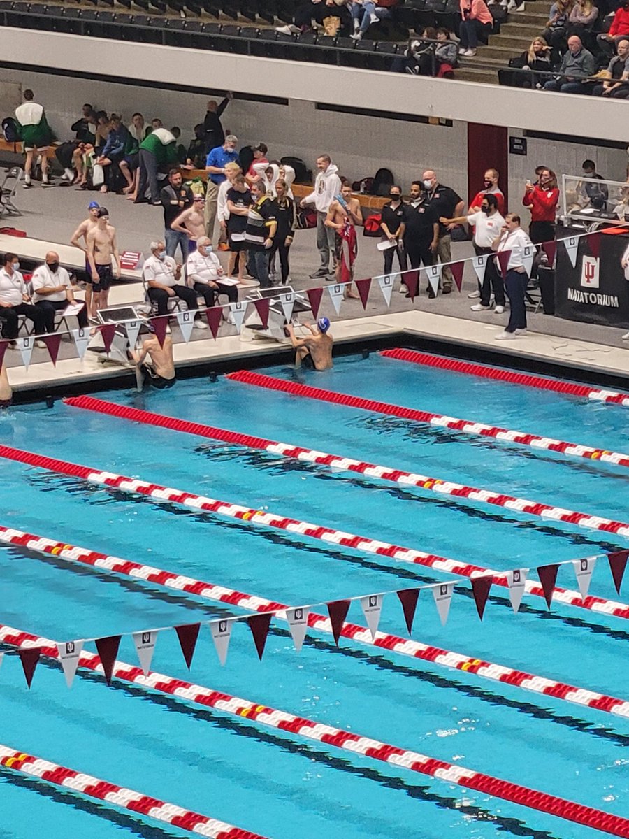 Gabe Kazmierczak finished 27th in the 100 backstroke with a time of 53.88.  Great freshman season, Gabe!