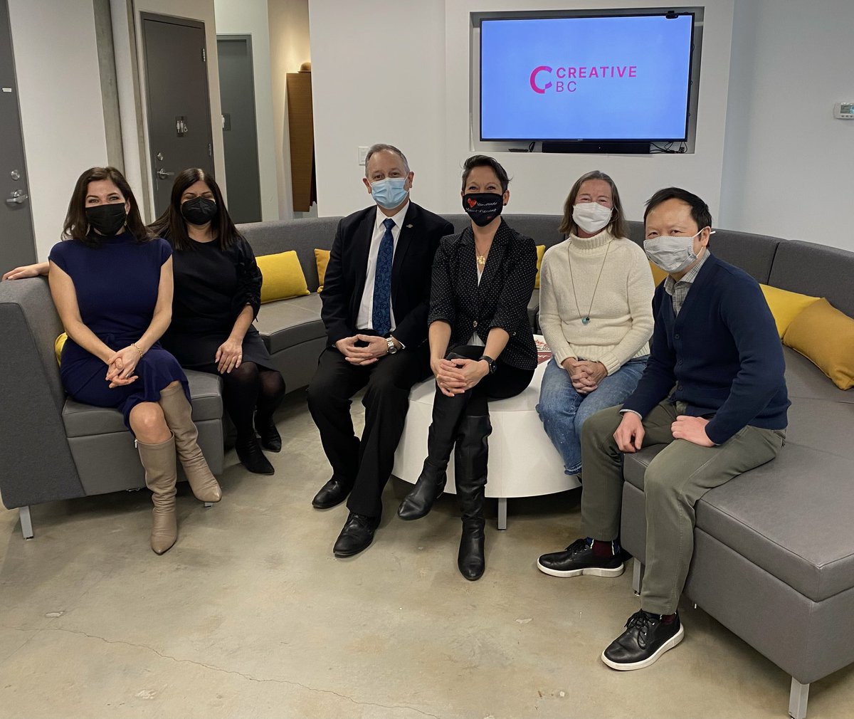 melaniejmark's tweet photo. I was thrilled to join my colleague PS @BobDEithMRM to meet with the incredible team at @creativebcs. They are punching well above their weight-class & leading ground breaking work on behalf of B.C.‘s creative sectors. I look forward to an exciting year ahead #CreateBC https://t.co/wyrcglgbw8