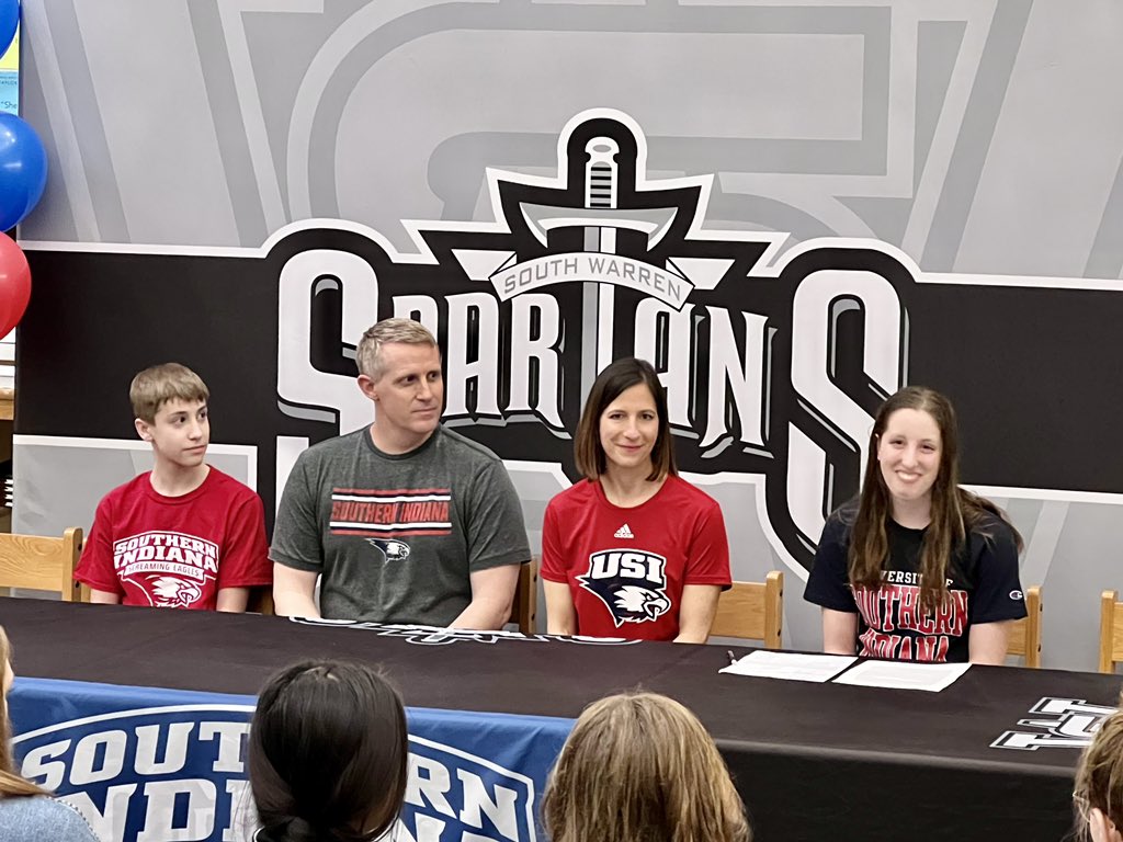 Congratulations to <a href="/SWSwimDive/">South Warren High School Swim and Dive Team</a> Hannah Gardner for signing her NLI to swim at the University of Southern Indiana! She makes the 12th collegiate signee in the SWHS Class of 2022! ##SpartanNation <a href="/SouthWarrenHigh/">Jenny Hester</a>