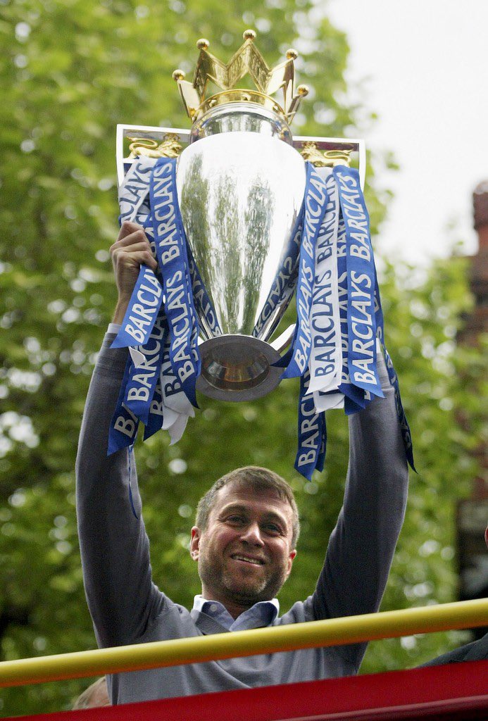 ChelseaDAO_'s tweet photo. When Roman Abramovich became Chelsea owner in 2003, he instilled a culture of winning. If he decides to sell the club, whoever buys next must understand that Chelsea only exist to win silverware. https://t.co/juQJXPaoTM