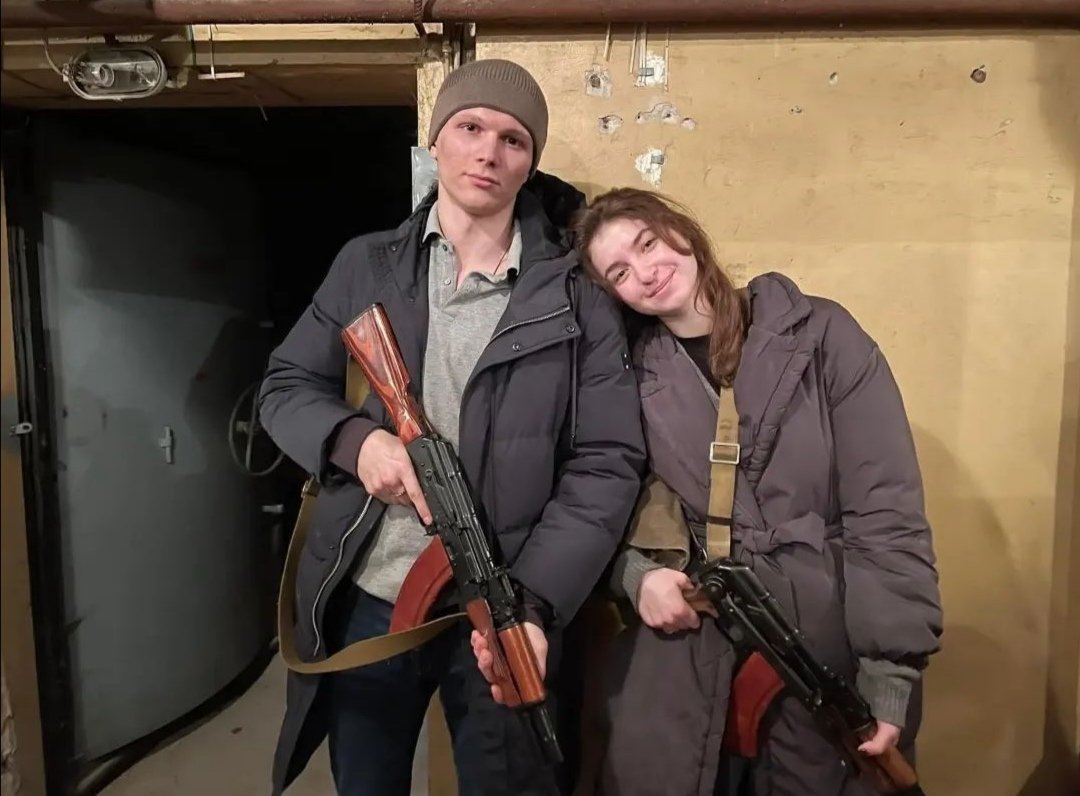 ralphlundgren's tweet photo. A people is resisting the occupation with dignity and courage in the middle of the 21st century. We are with you Ukraine... 🇺🇦🇹🇷🙏
#Kiew #Kiev
#UkraineUnderAttack #UkraineWar https://t.co/YfZUzpcIZ9