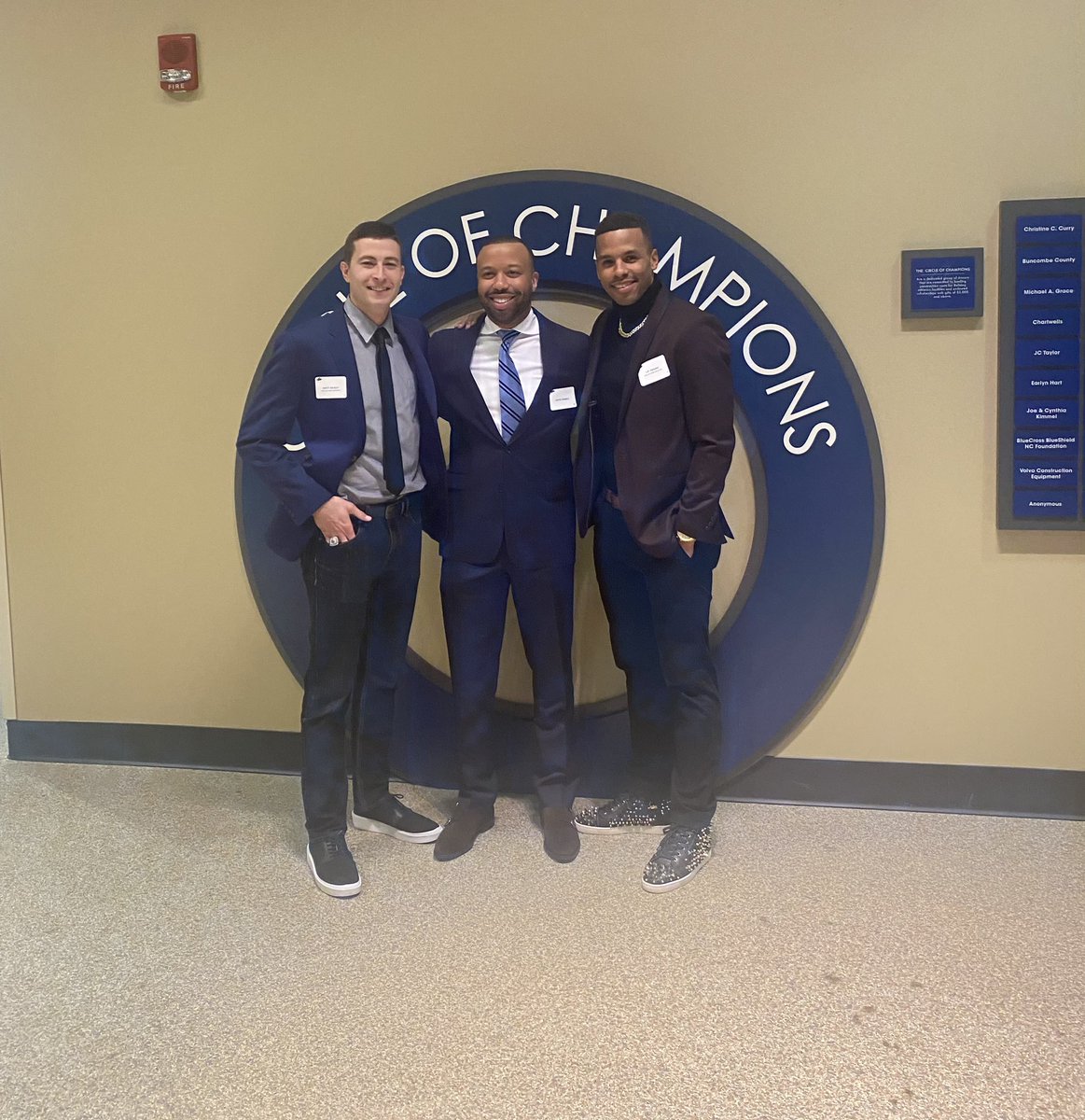 kotiekimble's tweet photo. Best backcourt in @UNCAvlBulldogs history! Congrats on your induction into the HOF @MattDickey2 @TEAM_WHBH ! Incredibly proud of the both of you! #ProudCoach https://t.co/RYNqSE3cL6