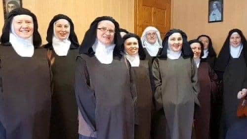 walkenstein's tweet photo. Carmelite Sisters in Kiev have remained in their monastery. 

Pray for them. https://t.co/zjVHeQrWKC