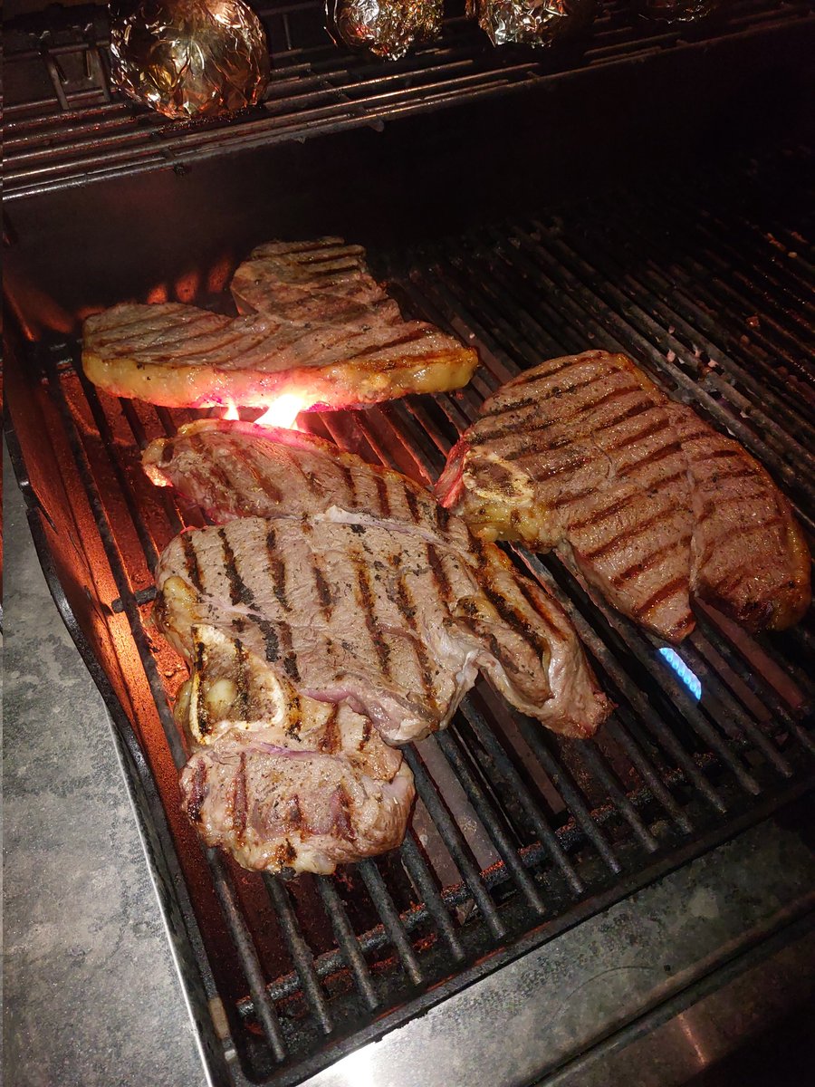 BirnamPork's tweet photo. I am noodled out. Was craving steak. Dinner did not disappoint!
Homegrown steak, baked potatoes and grilled cauliflower (we finished two heads)
#cornfedbeef #homegrown #loveontfood https://t.co/g1VdZi11jO