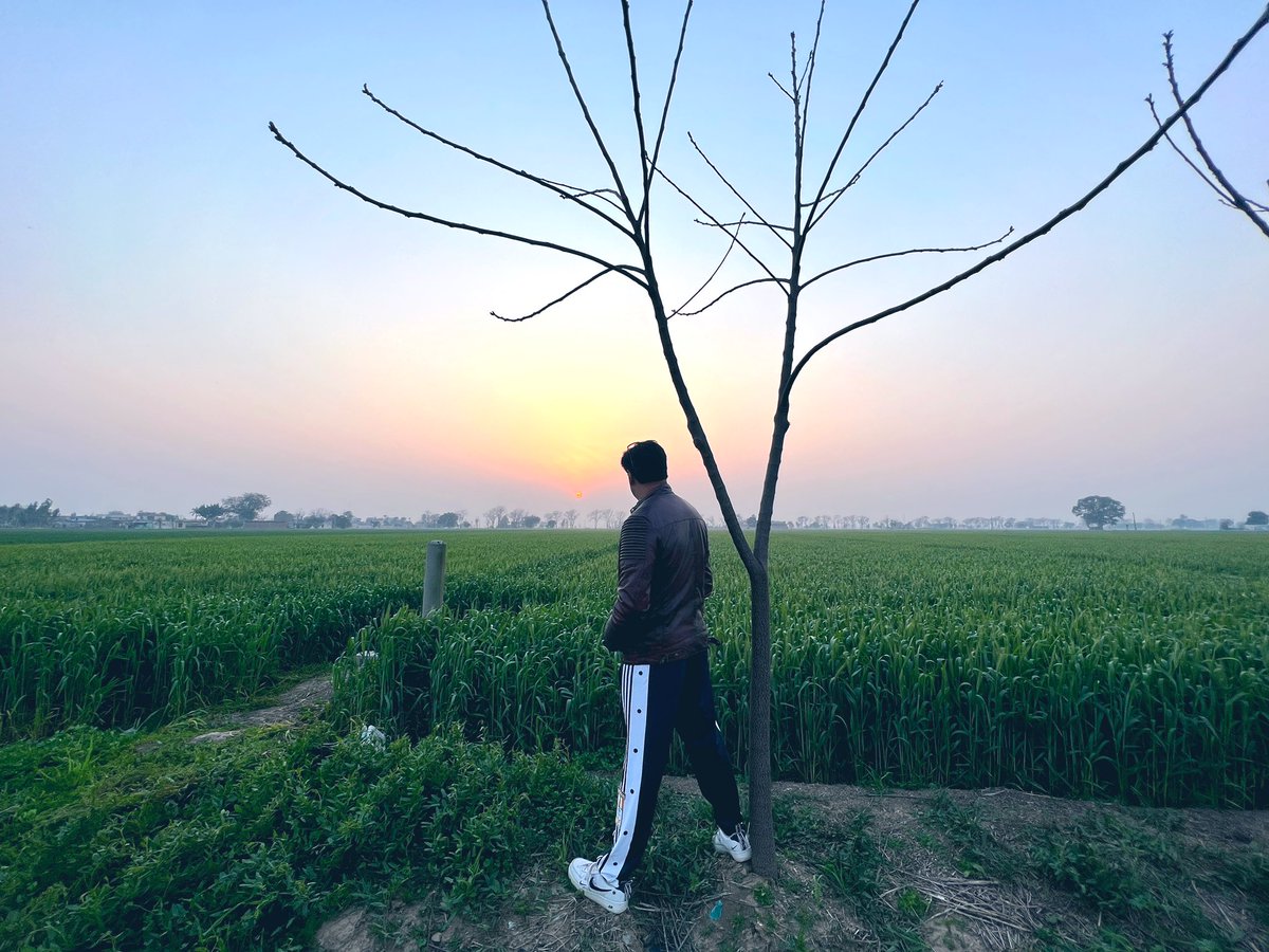 imbhandarkar's tweet image. “Let the beauty of sunrise keep your heart warm.” #ShootingMode 📹🎞 #BabliBouncer