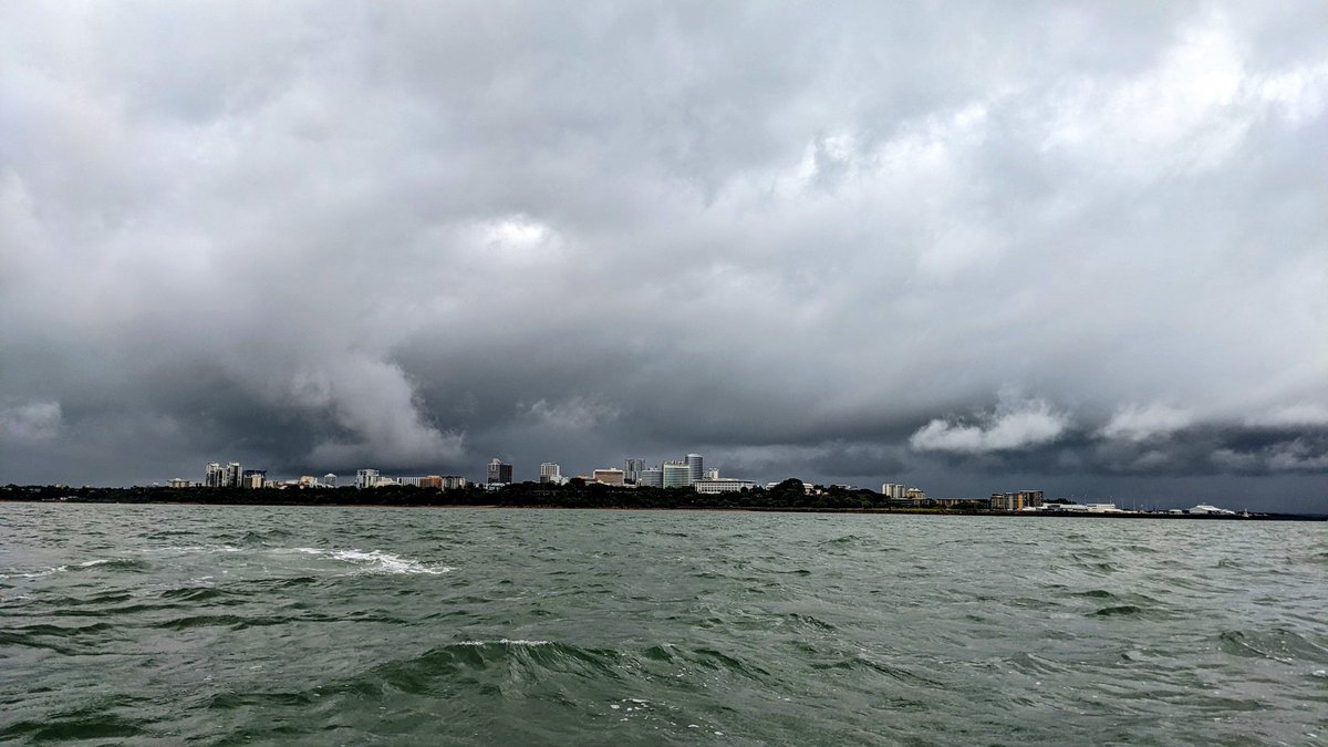 BrittanyHBrown's tweet photo. Got to witness the drama of Darwin city during a tropical low this morning. Very epic!

#weatherobsessed #stormwatch #DarwinNT #ntaustralia 
@SciNate https://t.co/LODrfCDw5V