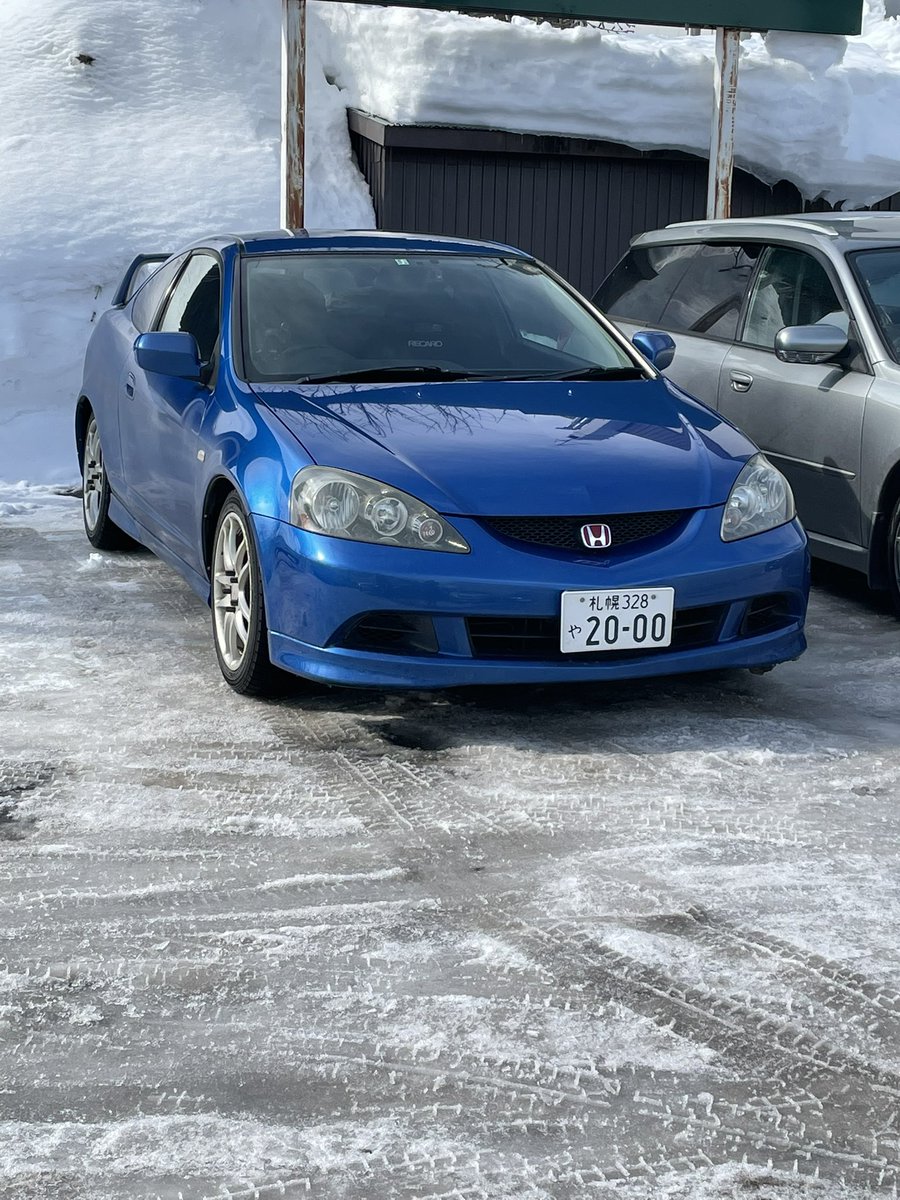 軽さは正義 tweet media