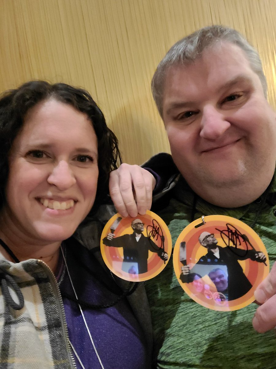 LittleSheed's tweet photo. VIP Date Night! We watched every episode of Good Eats during quarantine, so now its time to see the real thing. #altonbrownlive #wheresscabigail #goodeats #BeyondTheEats https://t.co/eJXKhXTnTM