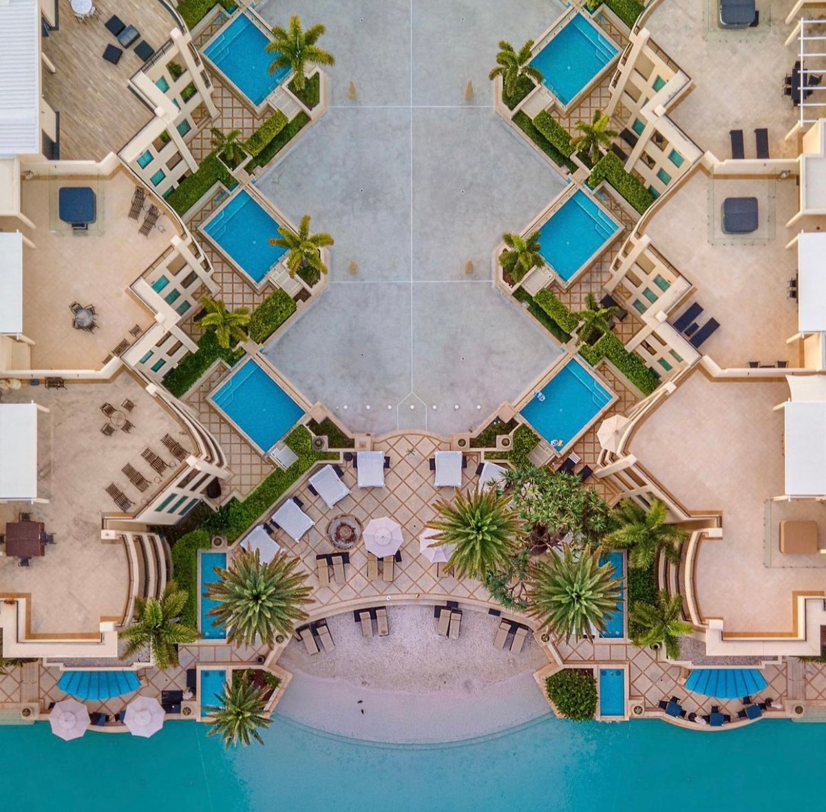 Birds eye view. 

#PalazzoVersace #LivingPalazzoVersace