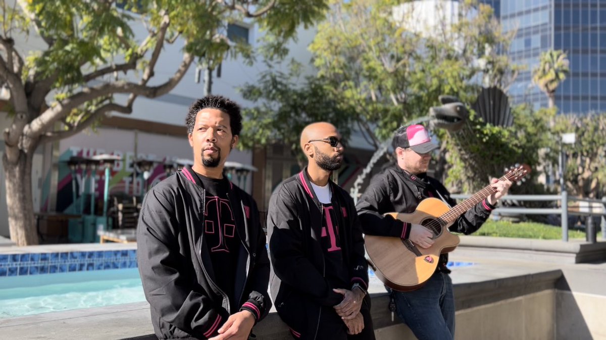 I am INCREDIBLY honored to be a performer at PEAK 2022 this year in Maui! I can’t wait to rock the stage with my awesome band mates. See y’all in Maui! 🤙🏾