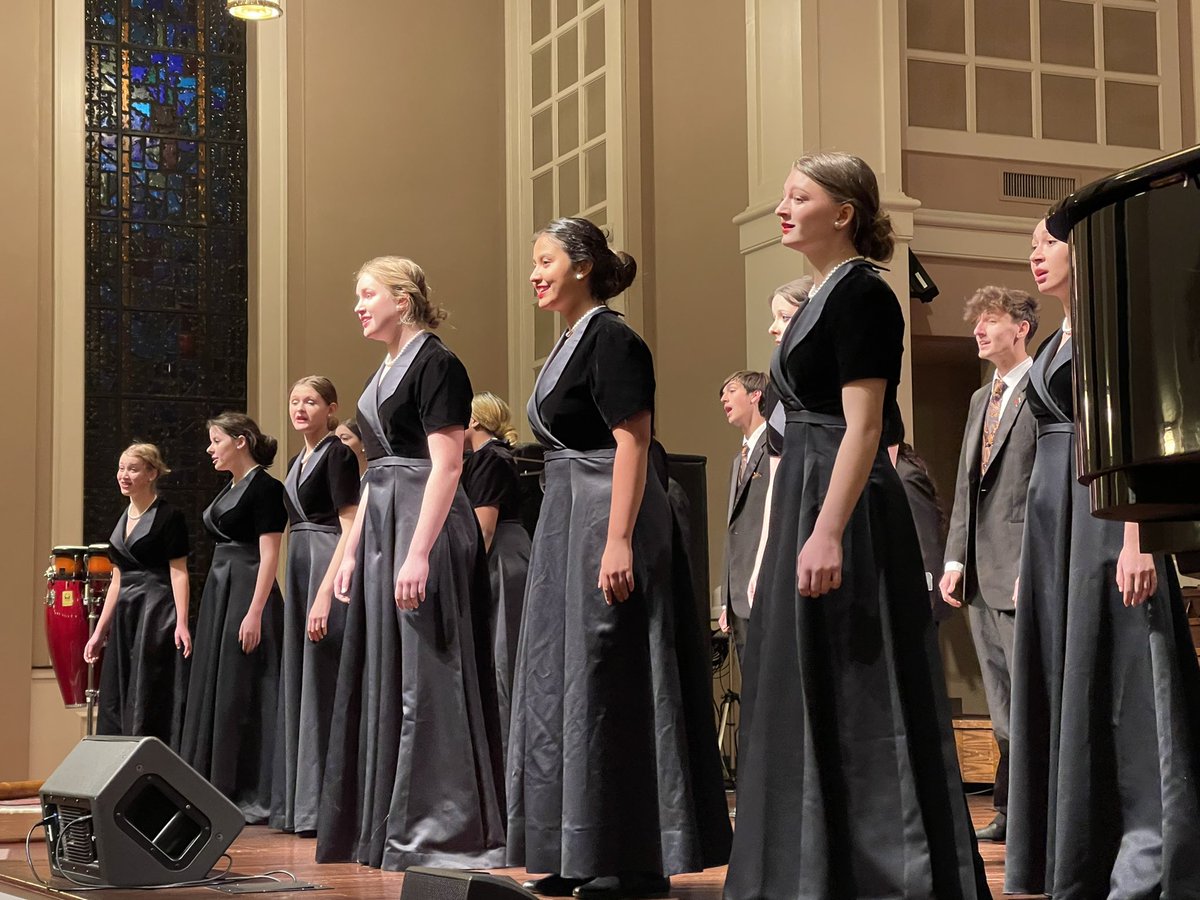 MarkBWeatherly's tweet image. When looking to define “Premier”, look no further than the @MONTGOMERYCHOIR under the direction of @heather_orr &amp;amp; @SpencerTripp97 Wonderful performance this evening!  @MontgomeryISD @Schur_MHS #MHSMadrigals