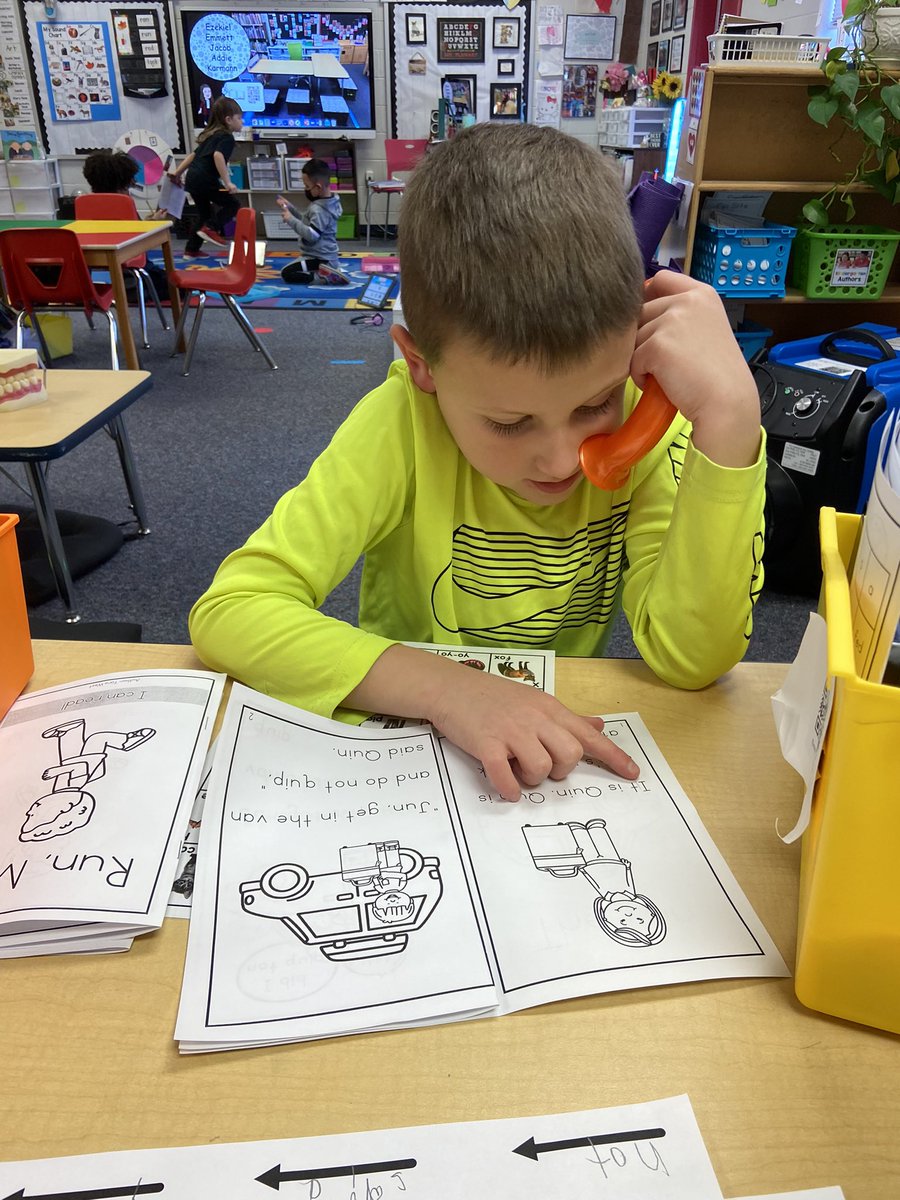 msflanary's tweet photo. We are READERS!  

Kinders enjoyed using their new whisper phones for the first time today! They were so proud to be able to read their decodable books all by themselves! @RBESCardinals #reading #kinders #kindergarten #KindersCan #happyclassrooms #scienceofreading https://t.co/goKHiZUSoa
