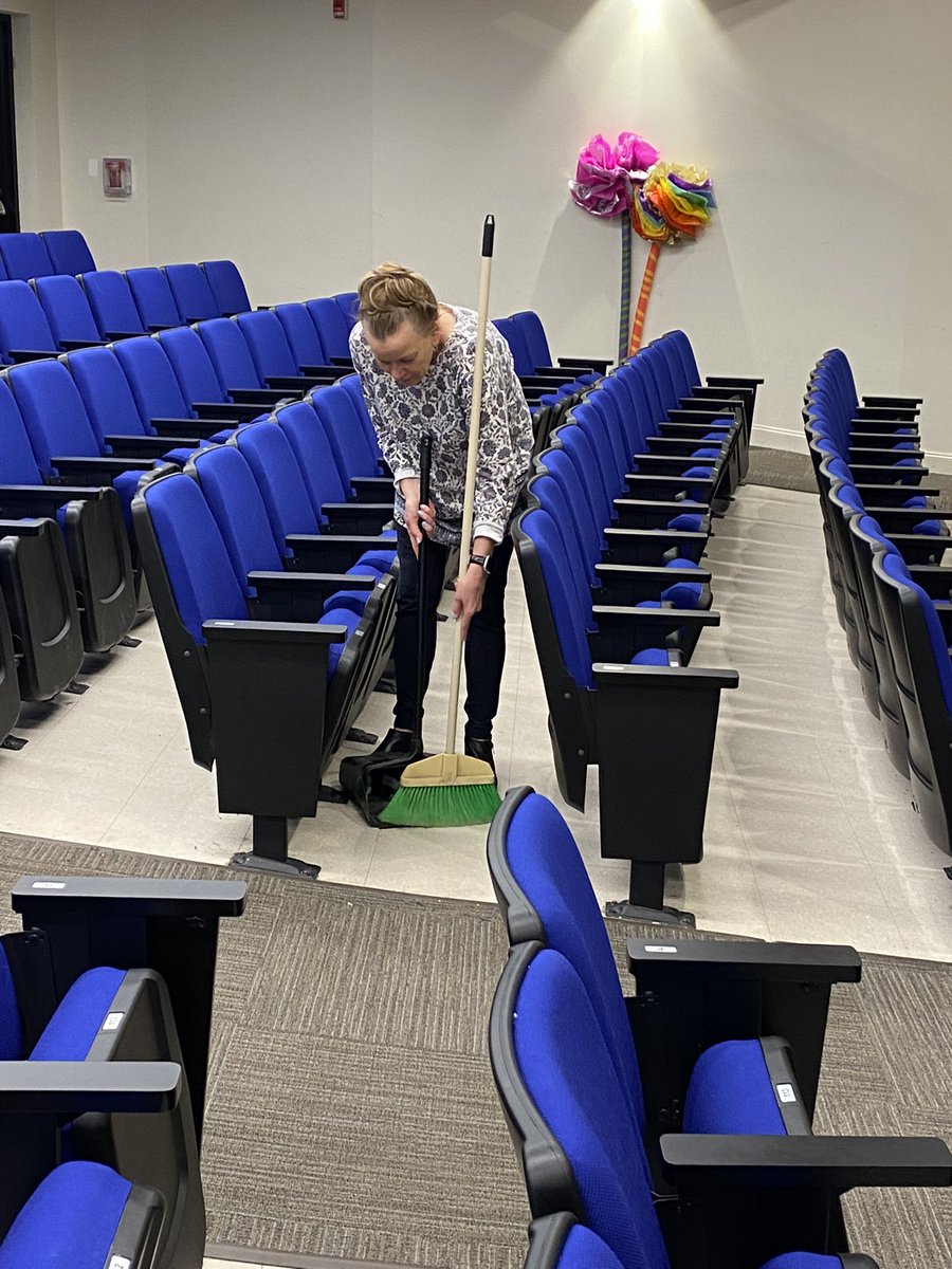 It really does take a village! Even our AMAZING Admin <a href="/TamiStrege/">Tami J. Strege 🏳️‍🌈</a> and @AP_Besler  are here cleaning the auditorium to help us prepare for opening night!  #BestBossesEver !!! <a href="/AsstSuperPemb/">Lina Giannetti</a> <a href="/PembertonSchool/">Pemberton Schools</a>
