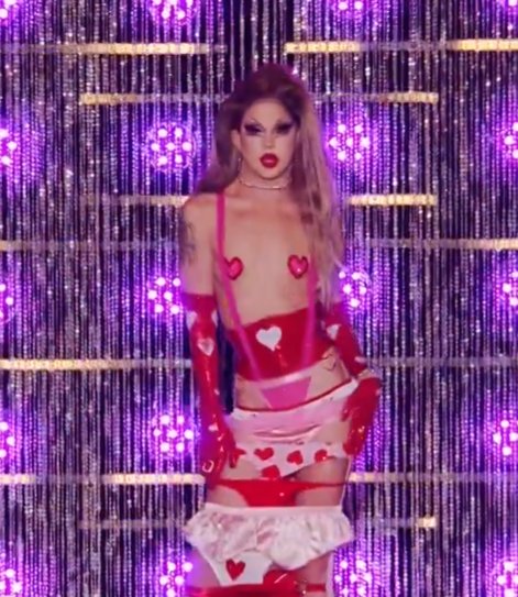 3aminterlude's tweet photo. enough said. #dragrace https://t.co/riyDpI9T3E