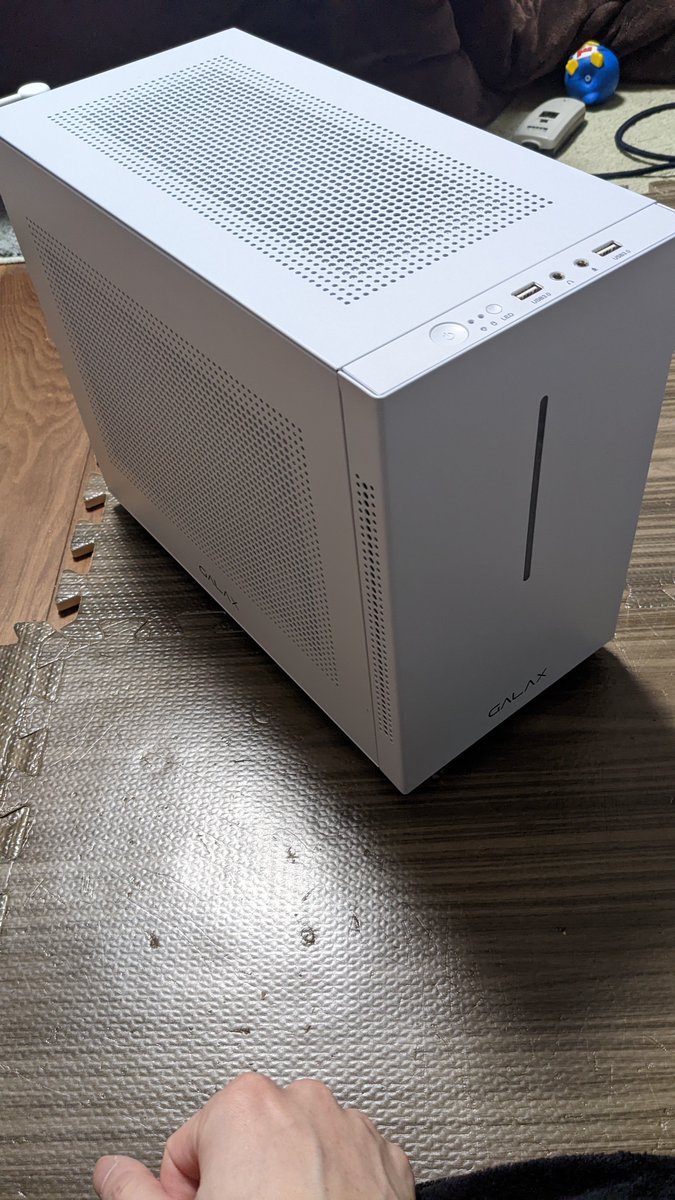 dorakiv2's tweet photo. 拝啓@GalaxJapan 様
お正月キャンペーン4位
ケース届きました
ありがとうございます！

#REVOLUTION03 https://t.co/FYaKFMcInk
