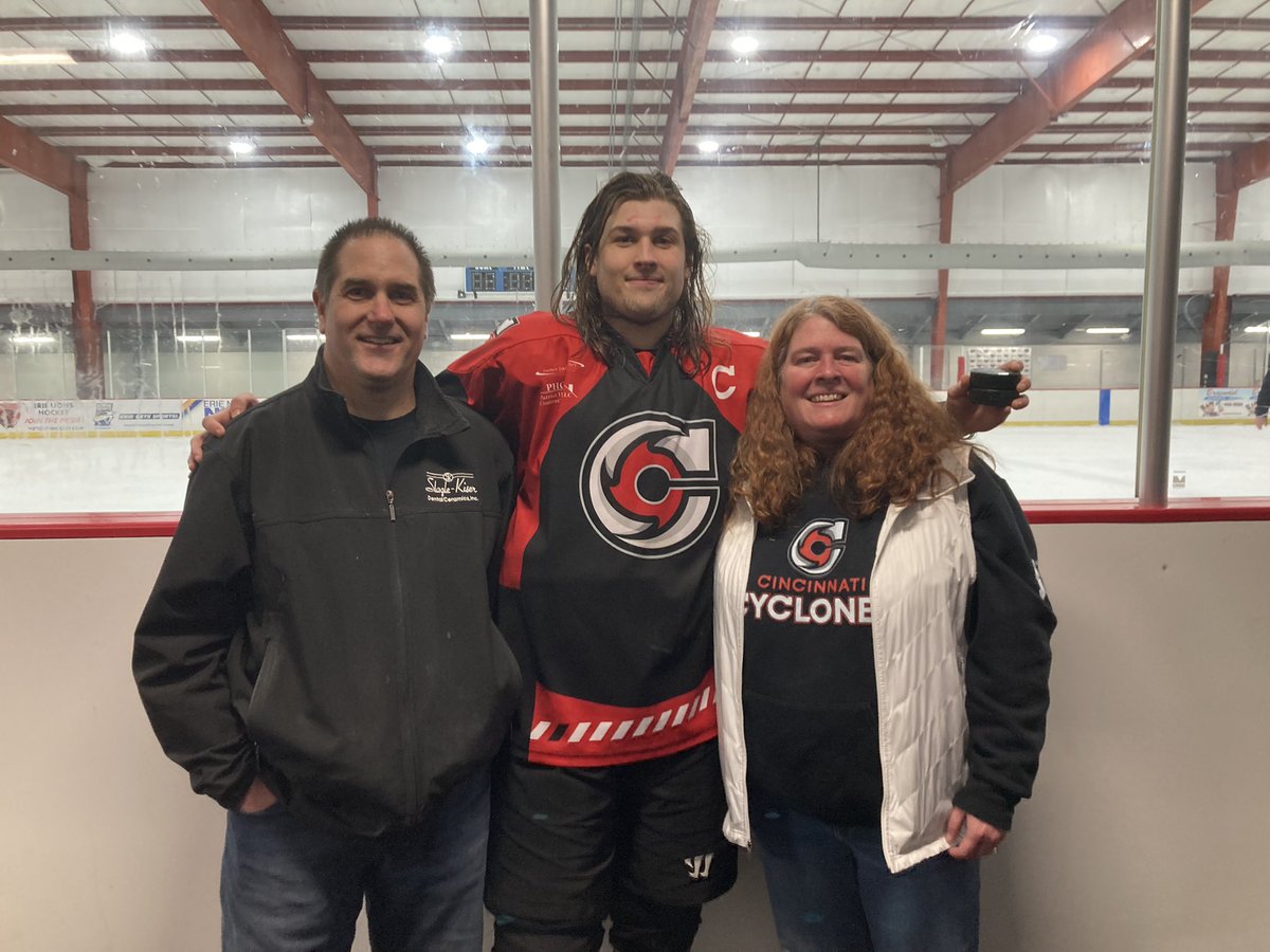 Your all-time <a href="/USPHL/">USPHL</a> premier points leader is #91 Drake Barnish!! Drake scored two goals and had three assists against the Lake Erie Bighorns tonight and is now at 217 for his career. Drake is committed to D-III Utica for next season.