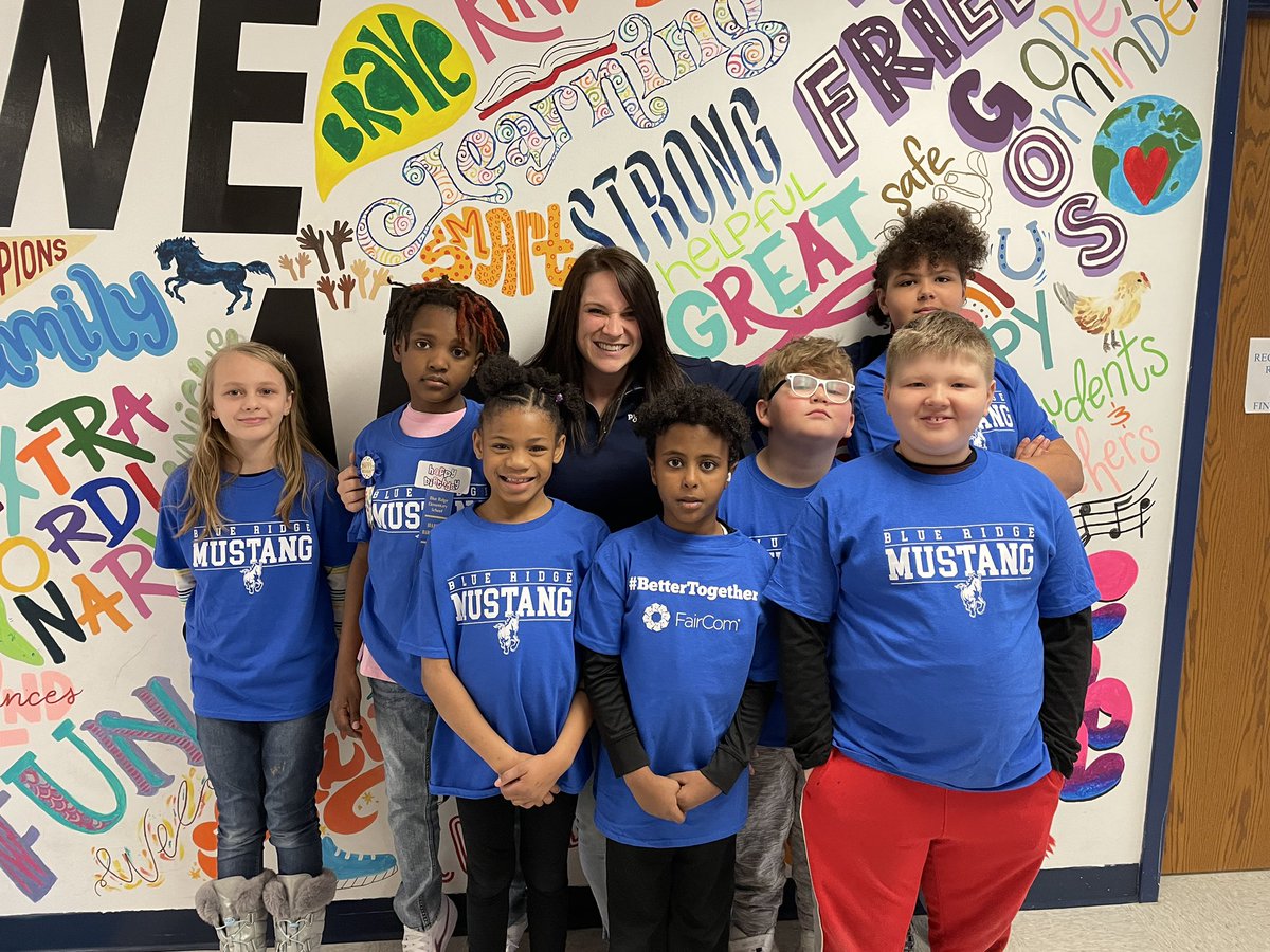 BREMustangs's tweet photo. So much silliness and focused learning to be found at Blue Ridge, even on a late start day! @MsCoxEL @MrsMyersBRE @Phillips4thBRE @TeamWilliamsBRE https://t.co/63XhSQ3pL6