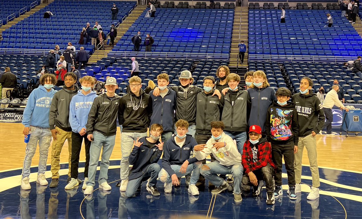 SVBlueDevils1's tweet photo. The boys basketball team took in tonight’s Penn State game at the Bryce Jordan Center in Happy Valley. PSU defeated Northwestern 67-60. Thank you to the coaches and booster club for making this possible. Go Devils! https://t.co/d8szhjcee9