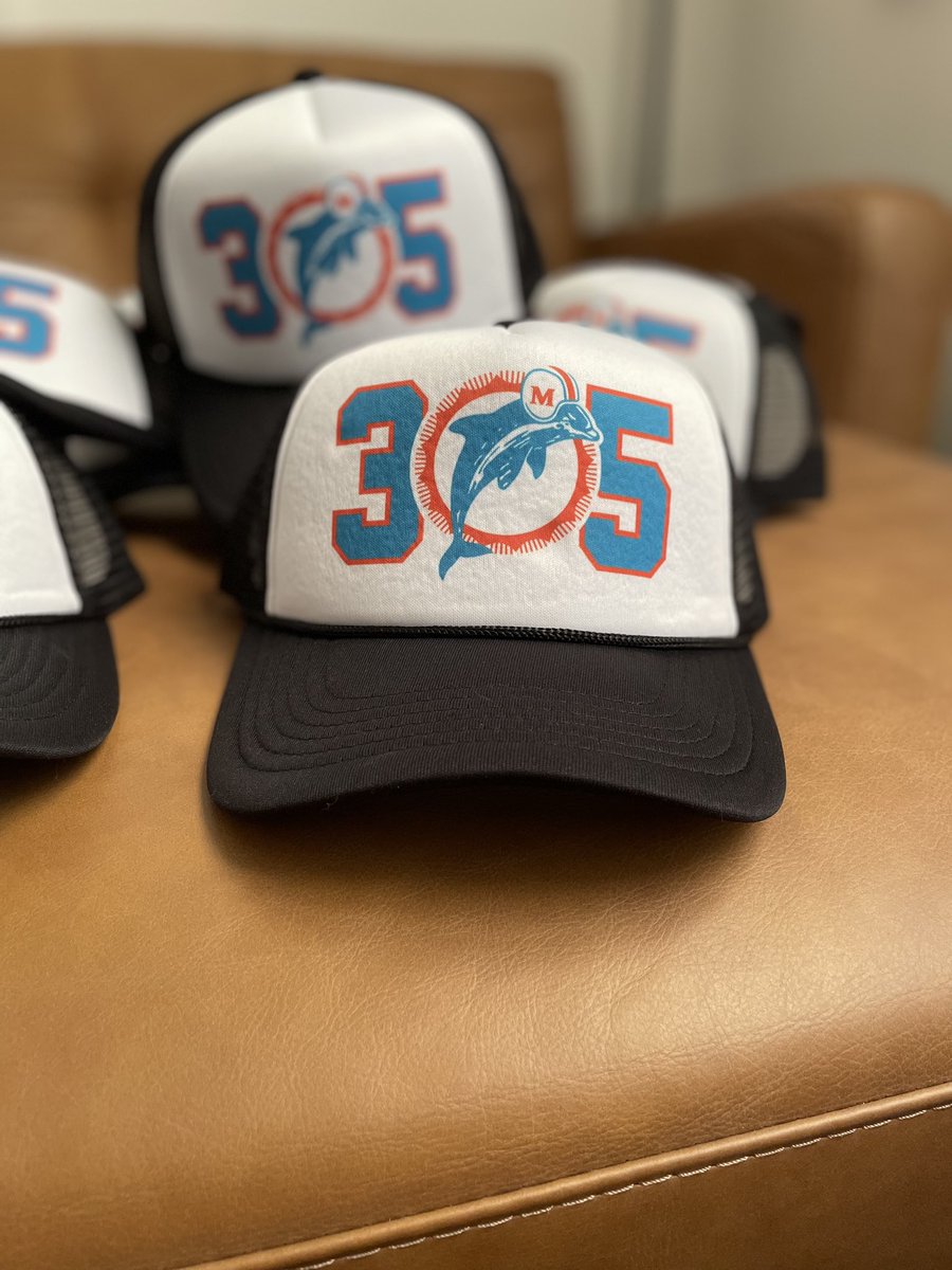 VIBZMIAMI's tweet photo. FINS FAM!! 🚨🚨🚨

We’re giving away  two 3️⃣0️⃣5️⃣ truckers this Sunday!!🧢🧢

Comment or Retweet below with what your most excited about for next season!! 😆😆😆
+
Email subscribe to our NEW site.
+
Follow us!! 🤝

https://t.co/uXicHzdZ4m https://t.co/0XZOr4VwKL