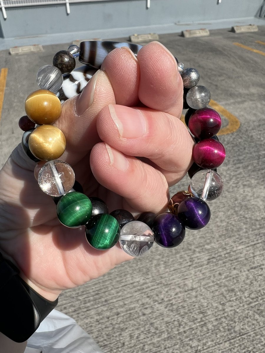 紫音✨最強‼️虎牙天珠 かなりお買い得‼️ 紅朱砂・虎牙天珠 28mm - 石縁パワーストーン専門店