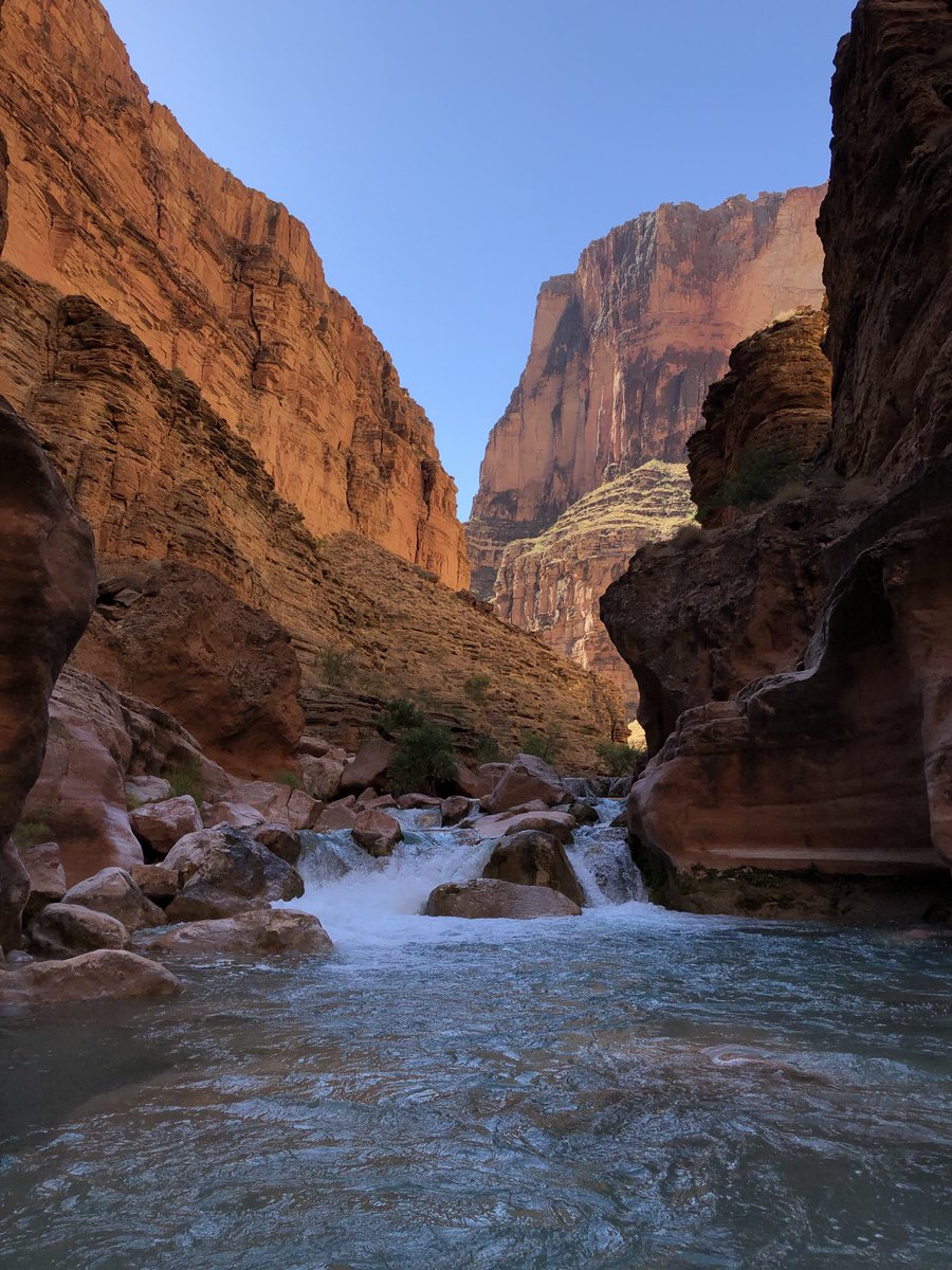 HealyEcology's tweet photo. Random study area photo. Installing a portable PIT antenna #humpbackchub #endangeredfish #HavasuCreek #GrandCanyon https://t.co/8HTpTEUkKZ