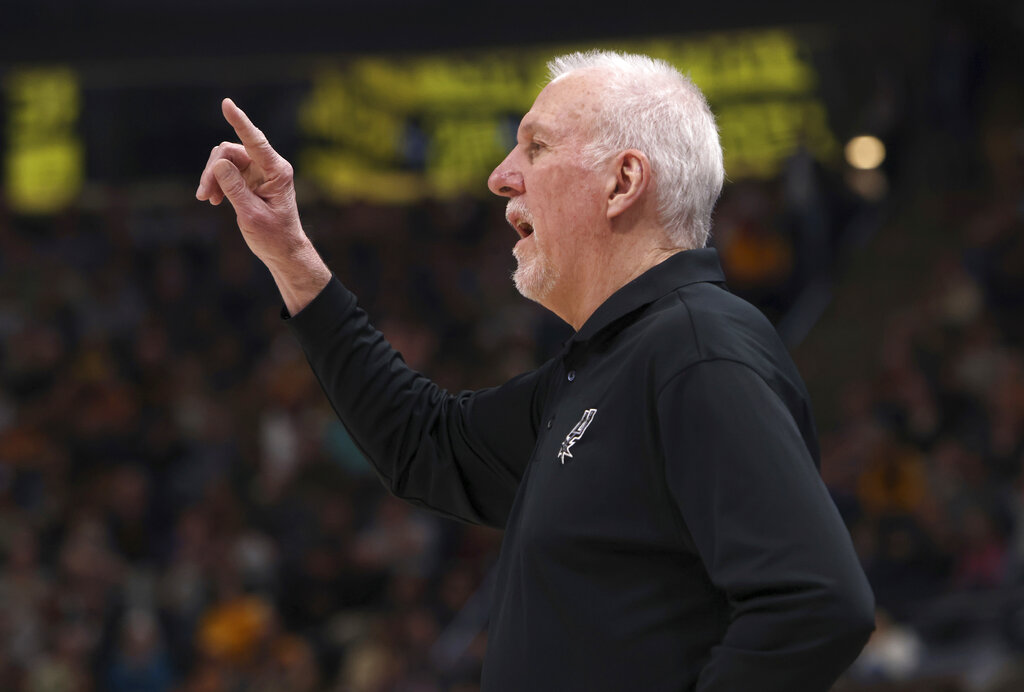 Spurs win! 
Popovich now needs 2 more wins to become the NBA all time winningest coach in reg season wins #porvida #nba75 https://t.co/cLJ5OLh5ej