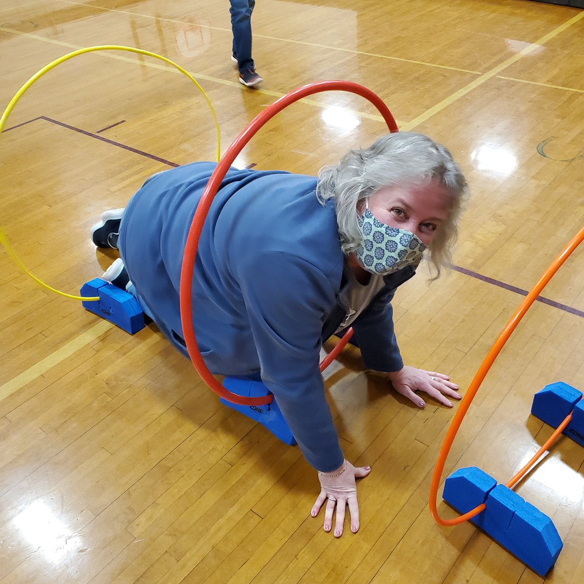 MrsAllenJMSTA's tweet photo. Just what I needed today...an obstacle course in P.E.
#selfcare
#weROAR2
#staffwellness https://t.co/7vIwC6H8xY