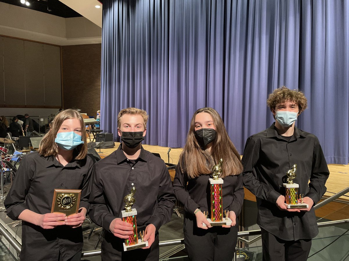 What an amazing night back in action Took home an “Excellent” rating, our “Flarmy” (flute army) won best flute section! Dan grab a killer guitar soloist award and Olivia took home best overall soloist for her amazing rendition of “RESPECT” #WarriorPride <a href="/CBSDMusic/">Central Bucks Music</a> <a href="/CBUnamiMS/">Unami Middle School</a>