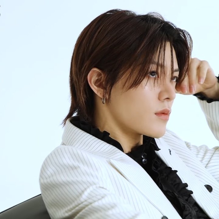 thinking about yuta (@nayuthinker) on Twitter photo 