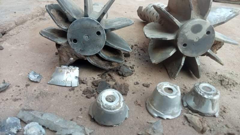 Chanapai247's tweet photo. According to @knuhq, KaLaYa 9 under SAC had indiscriminately fired 3 mortars and they had damaged 2 houses and 1 school in #Thahton's lower Naungkatote village on Feb 24. On the same date, KaLaYa 8 also unprovokedly fired 4 mortars at near-by villages.

#2022Feb26Coup https://t.co/2ohI5Ppj1G
