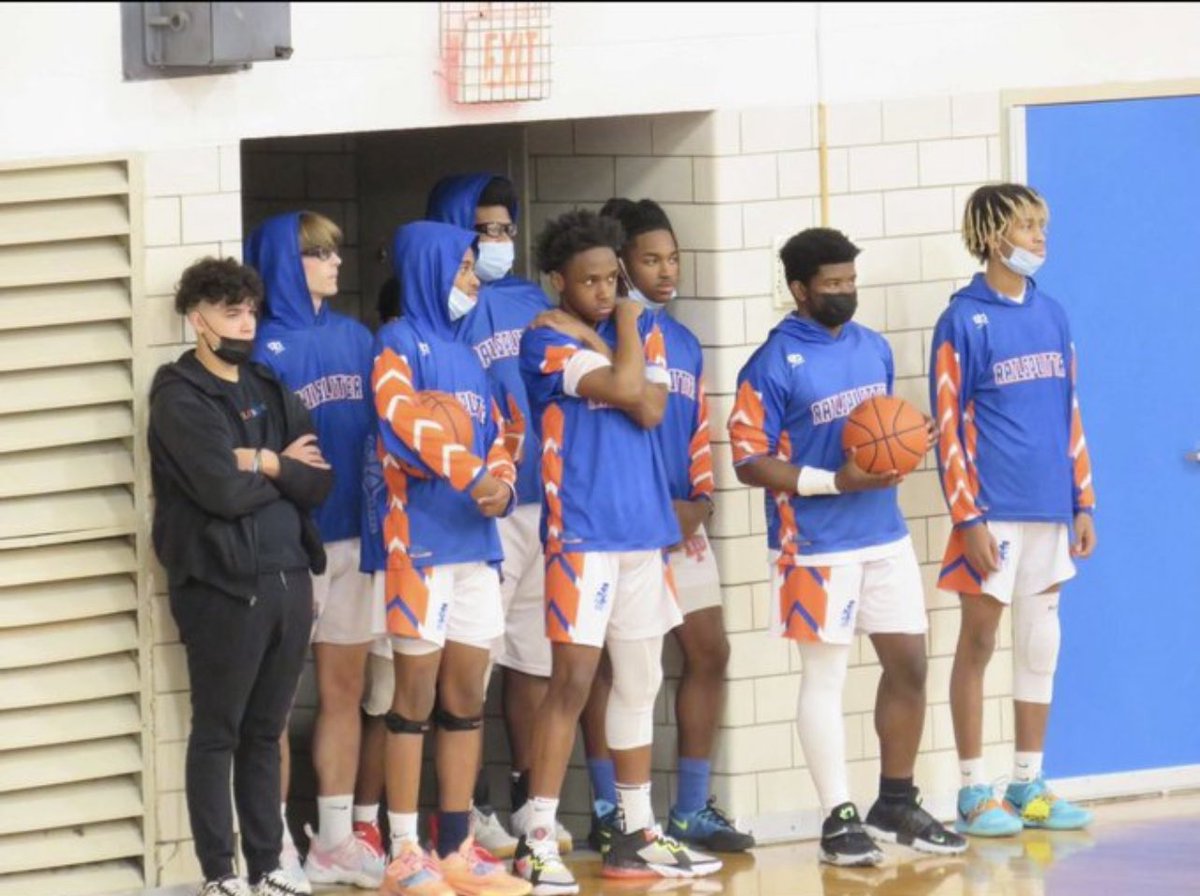 Lincoln_Park_BB's tweet photo. Boys pull out win on road 51-38 over Wyandotte!! 

We’re back at Taylor tomorrow all three levels starting at 1:00pm 

Jordan Davis (@jdavee5 ) 23pts 

Dwaine Watkins (@WatkinsDwaine ) 11pts 

CJ Thomas (@cee_jaiii ) 9 pts https://t.co/zVA48RJt52