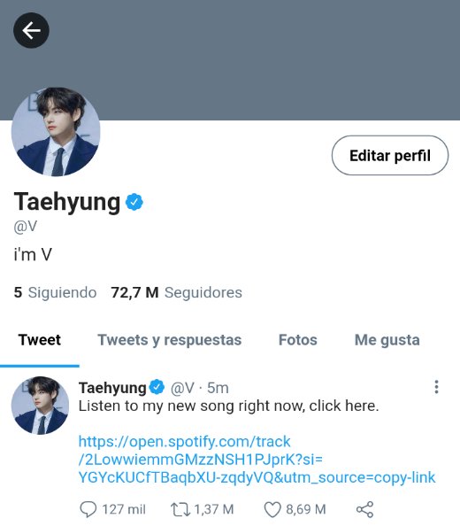 auskottom's tweet photo. T/h es un actor y cantante conocido globalmente, J/ k es cantante y bailarín en ascenso, después de una premiación las fans empiezan a notar el gran parecido que tienen ambos. 

#Taekook #taekookau https://t.co/MkcSl978ne