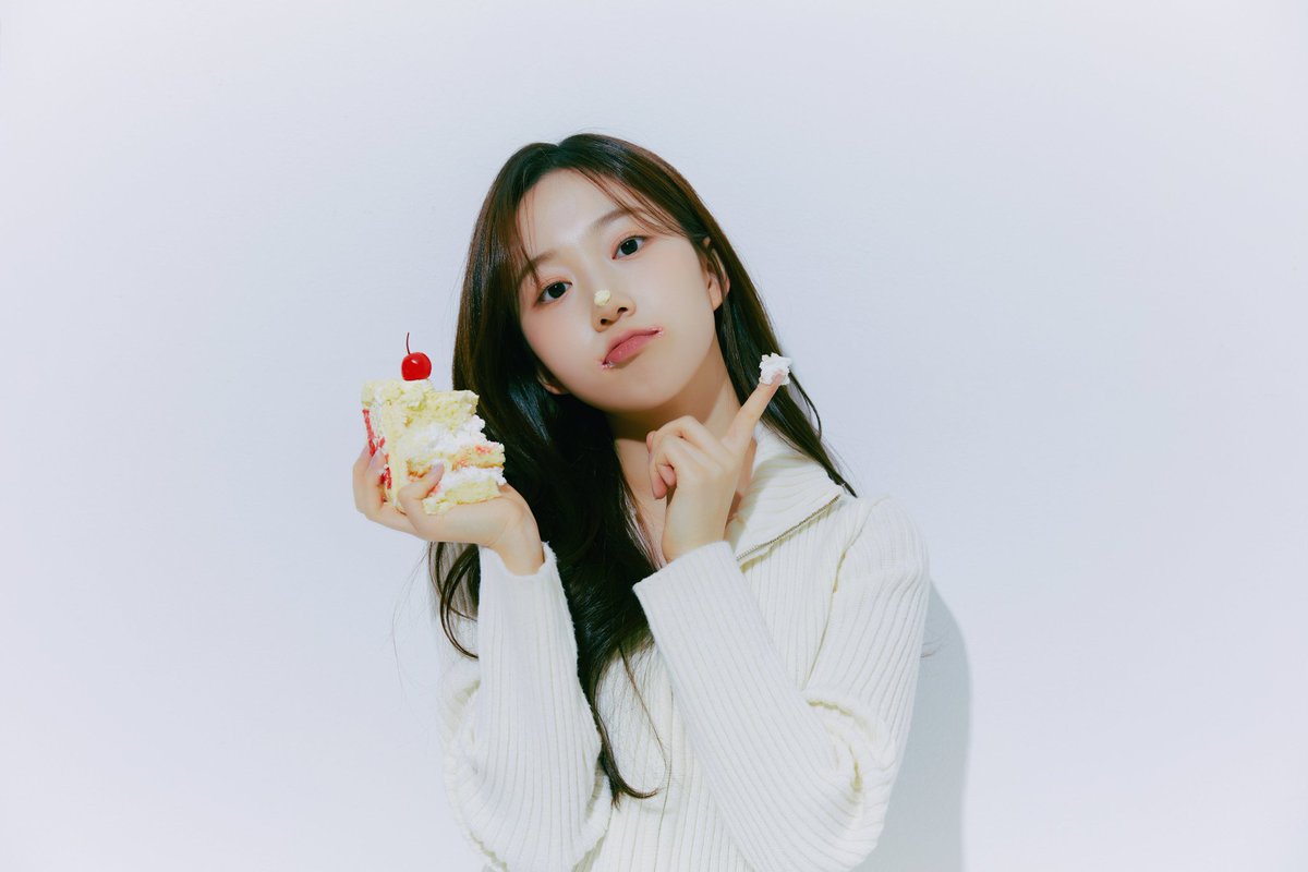 Haewon nmixx. Haewon из nmixx. группа nmixx хэвон. хэвон энмикс. Lily nmixx.