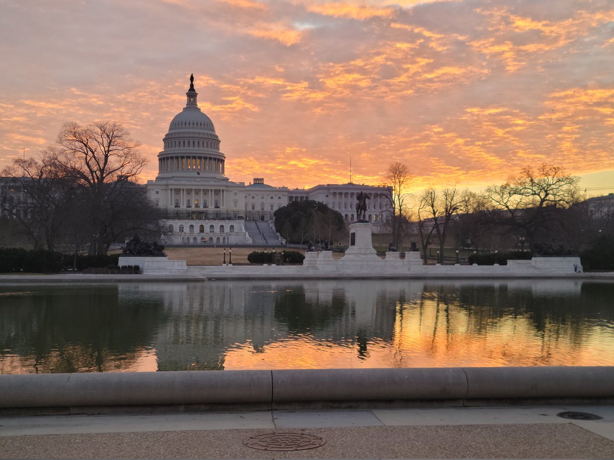 Hey DC <a href="/SetonHallAlumni/">Seton Hall Alumni</a> Men's Basketball National Game Watch Day v Xavier tomorrow Saturday,  February 26 <a href="/PQST/">Penn Quarter Sports Tavern</a> #HallAlumni #HallIn