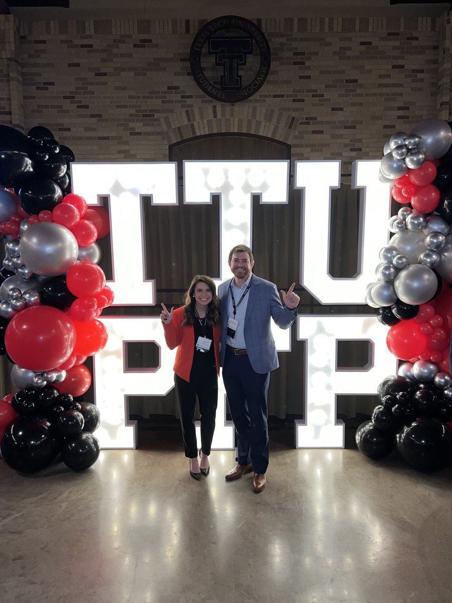 SFMG_Wealth's tweet photo. We’ve enjoyed our time in Lubbock this week attending Opportunity Days with @DoubleTPFP! #TTUPFP #SFMGWealth https://t.co/QfYjbO3aTr