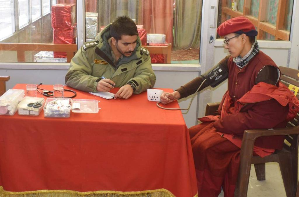 firefurycorps's tweet image. Reaffirming deep bonds &amp;amp; commitment towards people of Ladakh #MedicalCamp was conducted at Mahe Druk Gawa Khilwa Nunnery to assist the Nuns in harsh winters by #SnowLeopardBrigade #OpSadbhavna 
@adgpi
@NorthernComd_IA 
@Ig_ladakh
#IndianArmyPeoplesArmy
