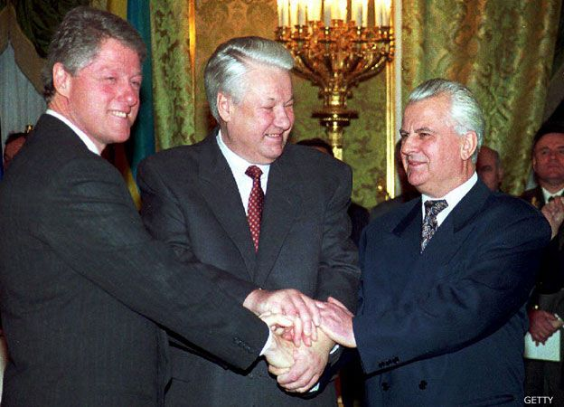 llanerock's tweet photo. El 5 de diciembre de 1994, las tres potencias nucleares del momento -Rusia, Estados Unidos y Ucrania, además de Reino Unido- firmaron un memorando en Budapest en el cual Kiev accedía a renunciar a su condición nuclear.

Todo eso a cambio de que Rusia respetara su independencia. https://t.co/UvCgw6F4gi