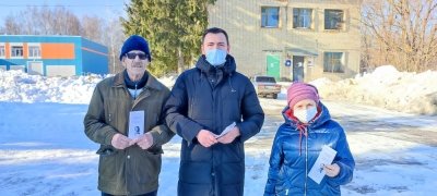 К 350-летию со дня рождения Петра I работниками Архангельского ЦКДиБО проведена акция "Что вы знаете о Петре I".

#культура71 #Архангельское #ПетрI